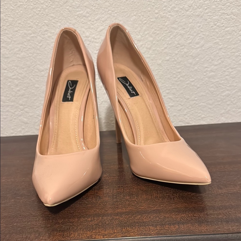 Women's Nude Pumps